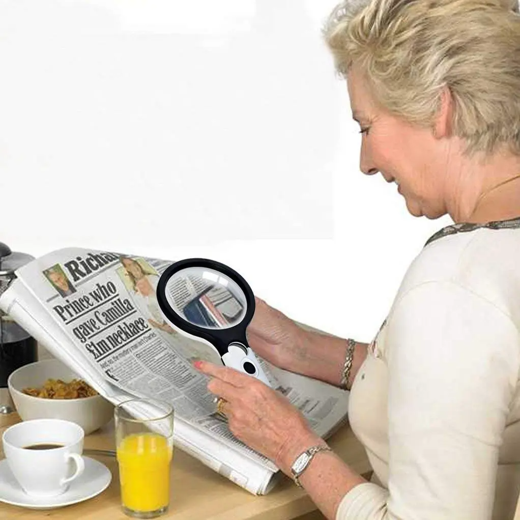 Handheld Magnifying Glass with 3X magnification and 3 LED lights