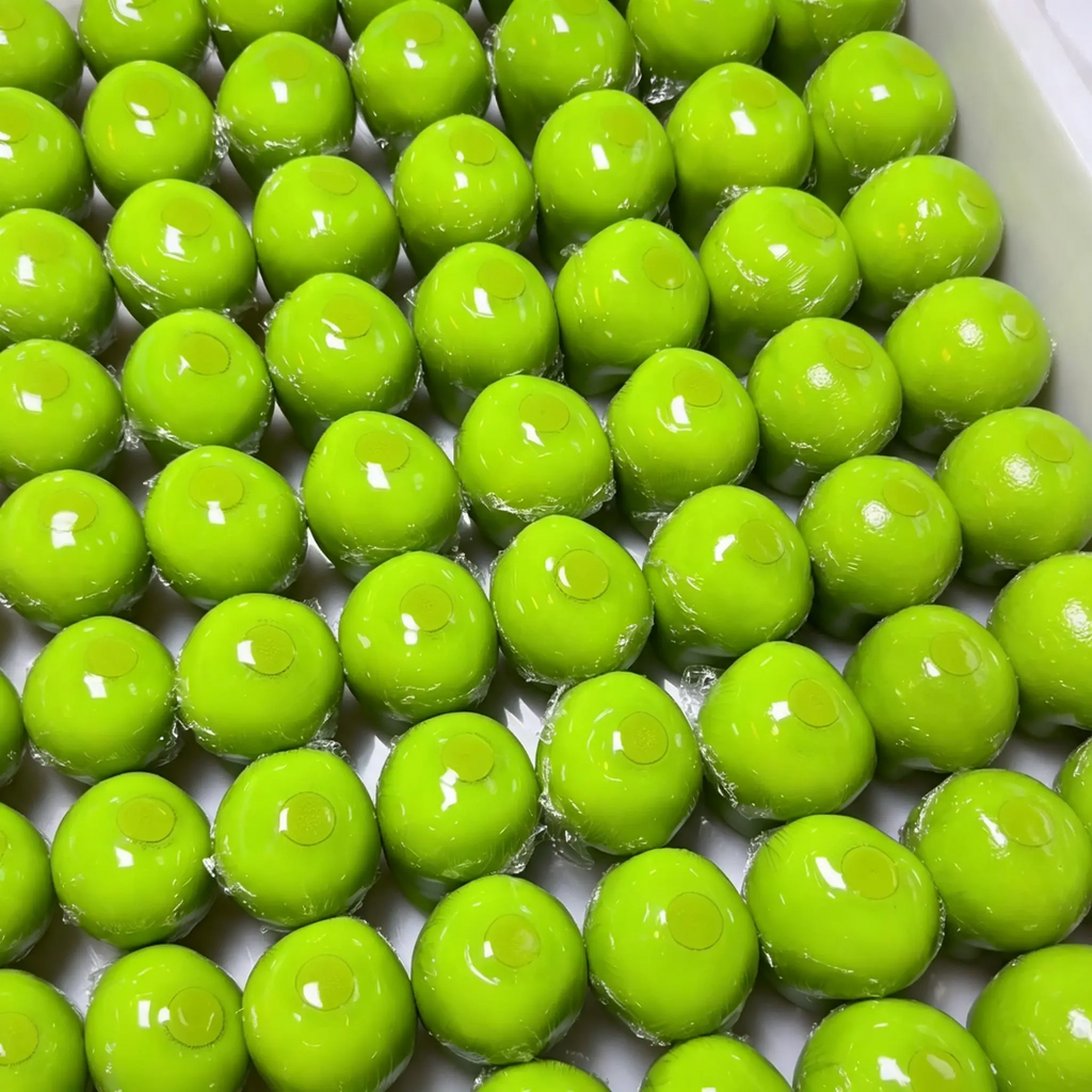 Color Changing Mango Squishy – Heat-Activated ASMR Stress Ball with Crunchy Bead Filling